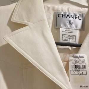 Vintage CHANEL Blazer